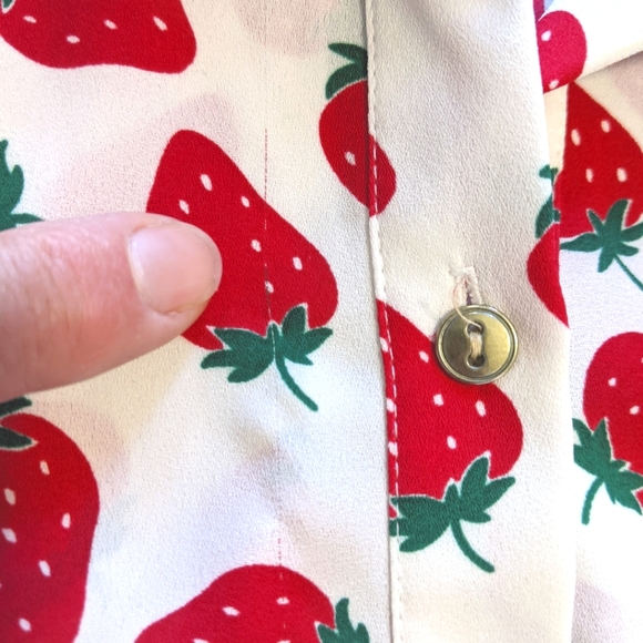 Forever 21 Strawberry Print Top - Picture 6 of 6